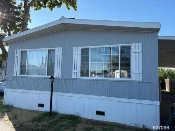 Photo 1 of 2 of home located at Santiago Island Village 3505 Gateway Rd Spc 30E Bethel Island, CA 94511