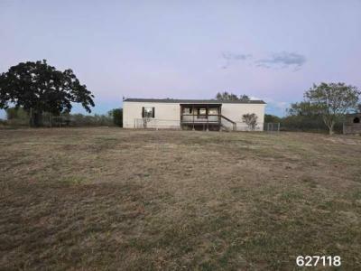Mobile Home at 775 Thompson Rd Dale, TX 78616