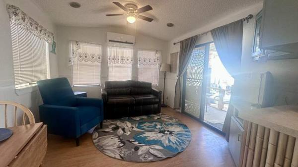 1988 Cavco Manufactured Home