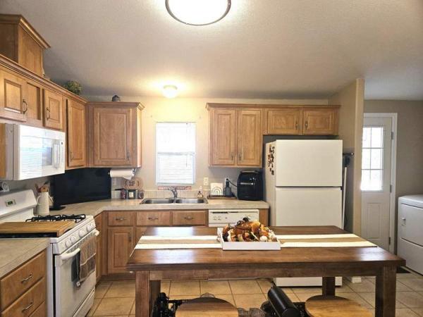 2006 Cavco Manufactured Home