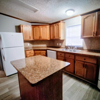 Photo 3 of 11 of home located at 3734 Heathwood East White Lake, MI 48383