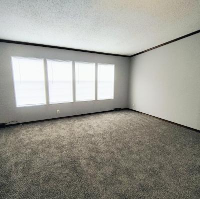 Photo 4 of 11 of home located at 3734 Heathwood East White Lake, MI 48383