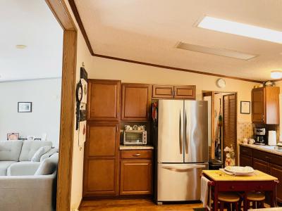 Photo 5 of 21 of home located at 3755 Bentwood Circle West White Lake, MI 48383