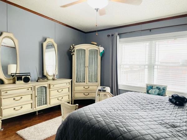 1991 CHAMPION Mobile Home For Sale