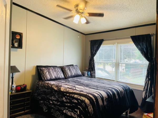 1991 CHAMPION Mobile Home For Sale