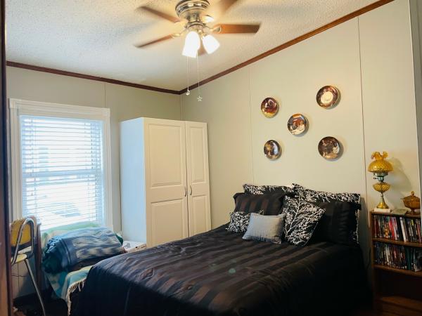 1991 CHAMPION Mobile Home For Sale