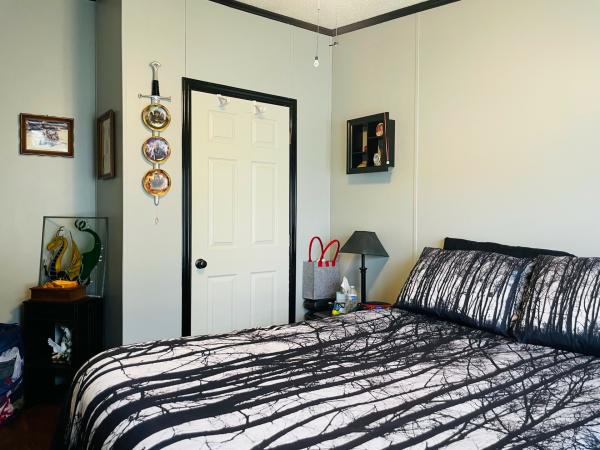 1991 CHAMPION Mobile Home For Sale