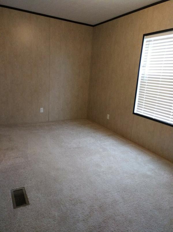2013 Clayton 95PLS16663A Mobile Home