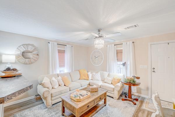 2016 Champion FL59411PHB200942A Mobile Home