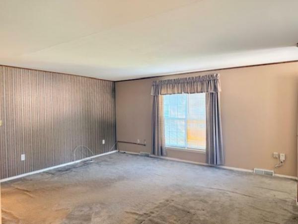 2001 LXE Ritz Craft Manufactured Home