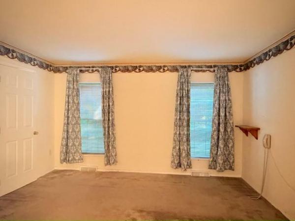 2001 LXE Ritz Craft Manufactured Home