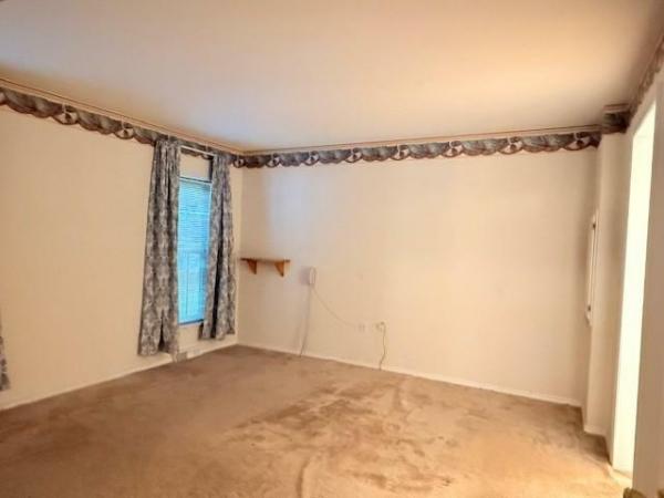 2001 LXE Ritz Craft Manufactured Home