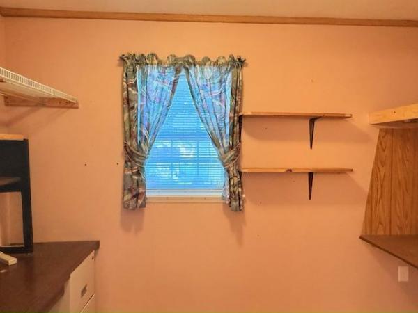 2001 LXE Ritz Craft Manufactured Home