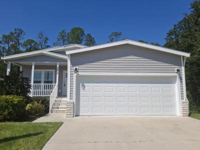 Photo 2 of 21 of home located at 34873 Robins Song Road Zephyrhills, FL 33541