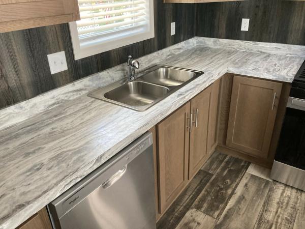 2025 Champion Home Builders, Inc. mobile Home