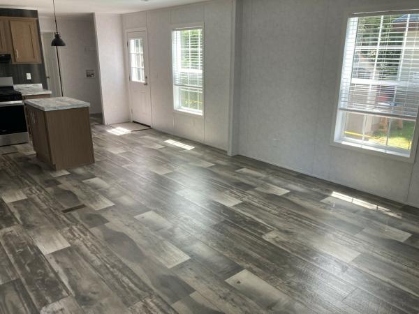 2025 Champion Home Builders, Inc. mobile Home