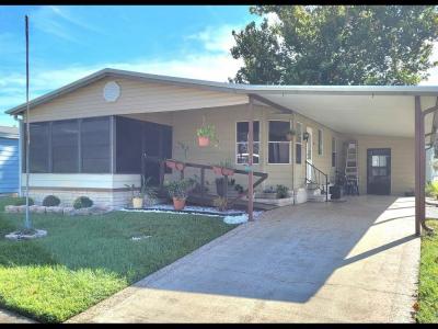 Photo 2 of 20 of home located at 41282 Xenon Way Zephyrhills, FL 33540