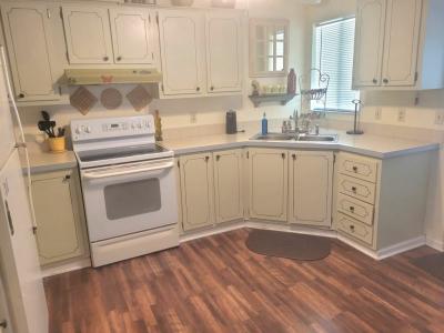 Photo 4 of 20 of home located at 41282 Xenon Way Zephyrhills, FL 33540