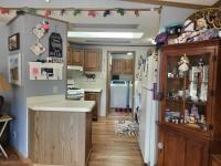 1992 Parkwood N/A Mobile Home
