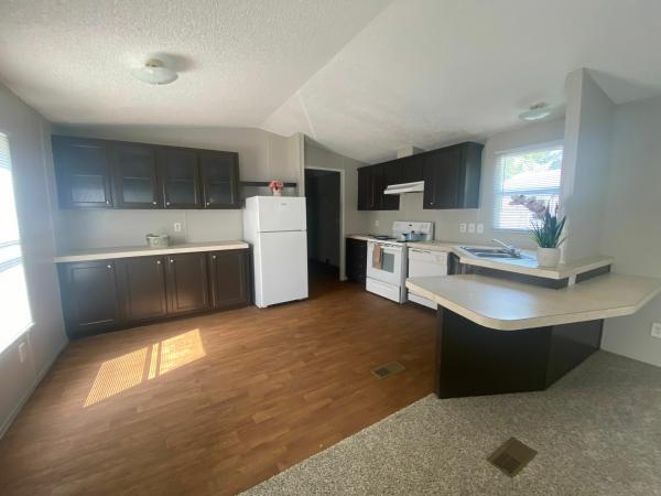 2005 American Homestar Corp Mobile Home For Sale