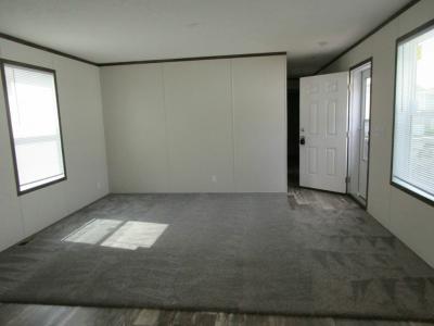 Photo 4 of 17 of home located at 17262 Oak Grove Brownstown, MI 48174