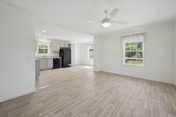 2025 Colony 37 DTS0010H  Home