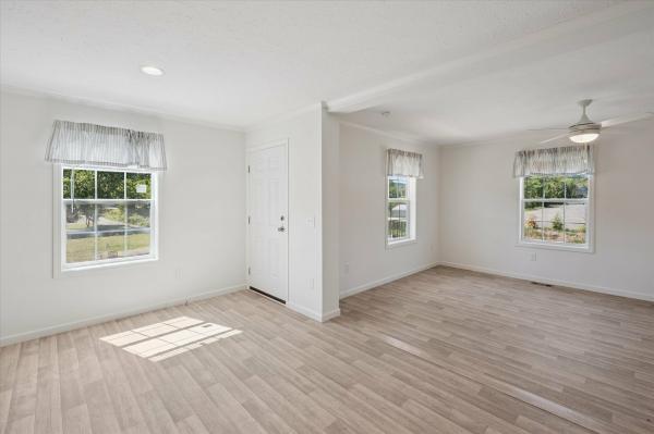 2025 Colony 37 DTS0010H  Home