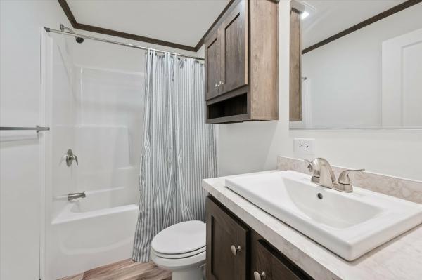 2025 Colony 550EC28443A  Home
