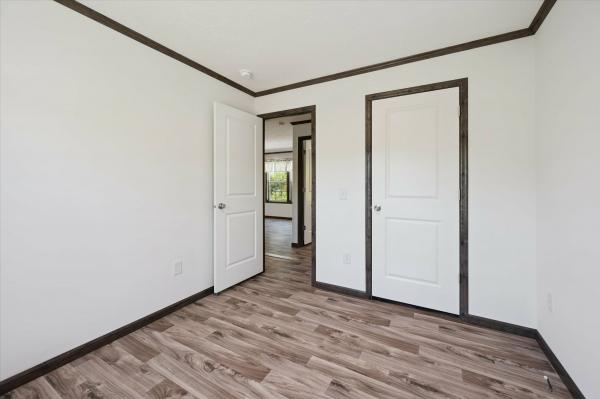 2025 Colony 550EC28443A  Home