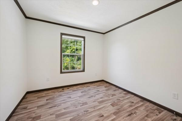 2025 Colony 550EC28443A  Home