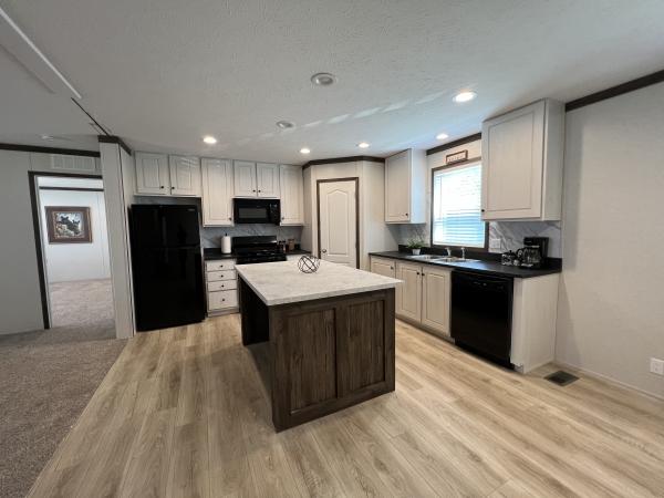 2023 Clayton Pulse 5228-785  Home