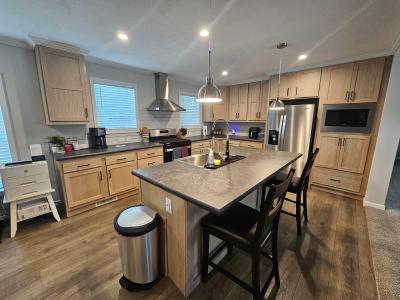 Mobile Home at 53 Ash Highland, MI 48357