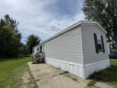 Mobile Home at 136 Fredrick St Cedar Springs, MI 49319