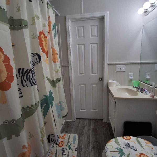 2001 Skyline Manufactured Home