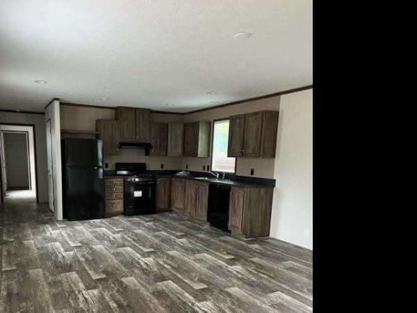 2025 Clayton Mobile Home