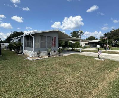 Photo 3 of 30 of home located at 247 Tapei Island Lane Leesburg, FL 34788