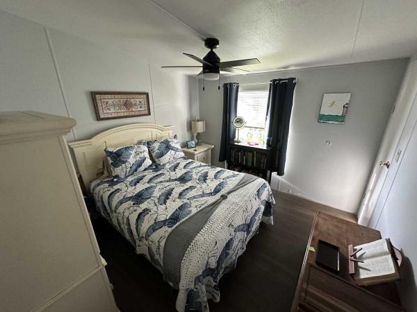 1990 Mobile Home