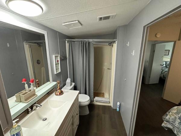 1990 Mobile Home