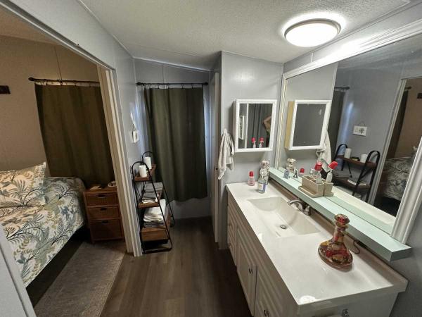 1990 Mobile Home