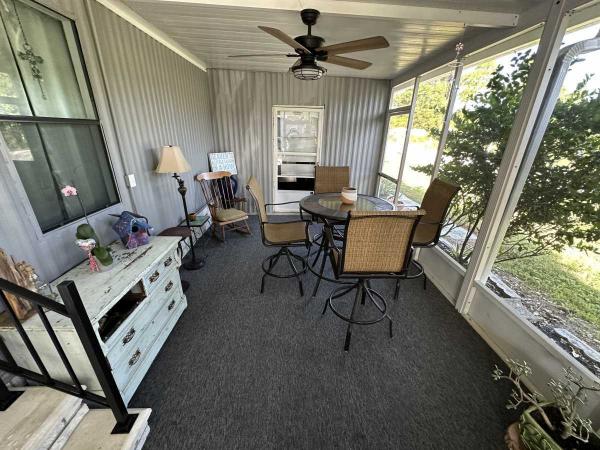 1990 Mobile Home