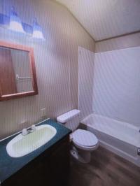 1999 Holly Park Mobile Home