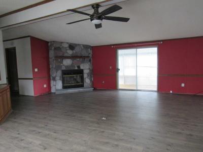 Photo 3 of 4 of home located at 8825 Wallstreet Drive Indianapolis, IN 46234