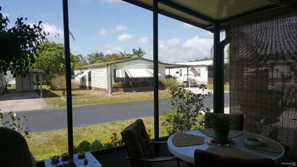 1986 PALM Mobile Home