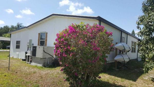 1986 PALM Mobile Home