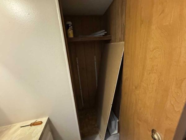 1983 WEST Mobile Home