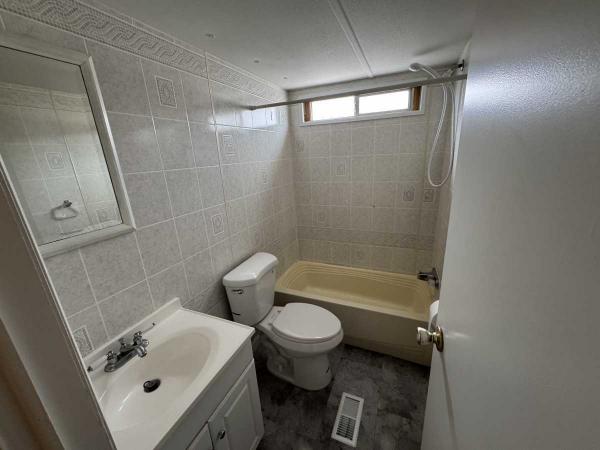 1983 WEST Mobile Home