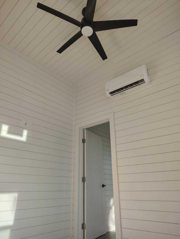 Photo 1 of 2 of home located at 501 S Mistletoe Ave San Jacinto, CA 92583
