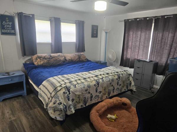 1980 COMM Mobile Home