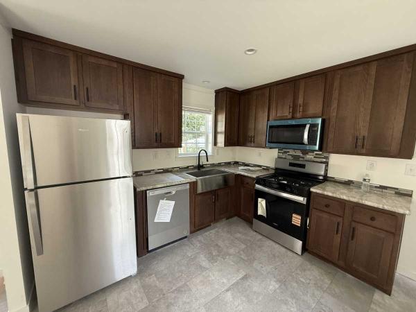 2025 Titan Mobile Home