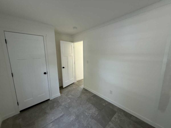 2025 Titan Mobile Home